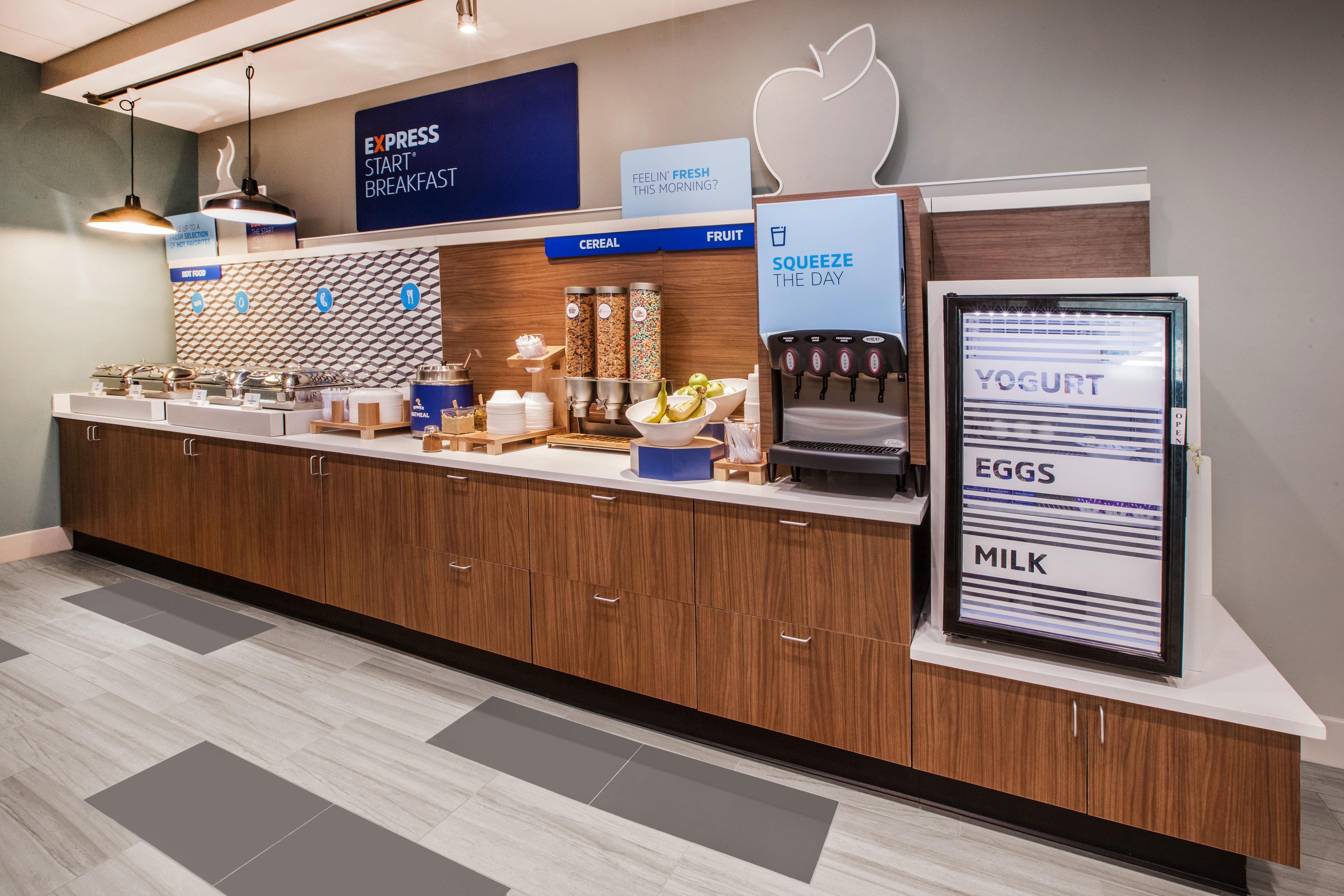Holiday Inn Express & Suites Selma By Ihg Екстериор снимка