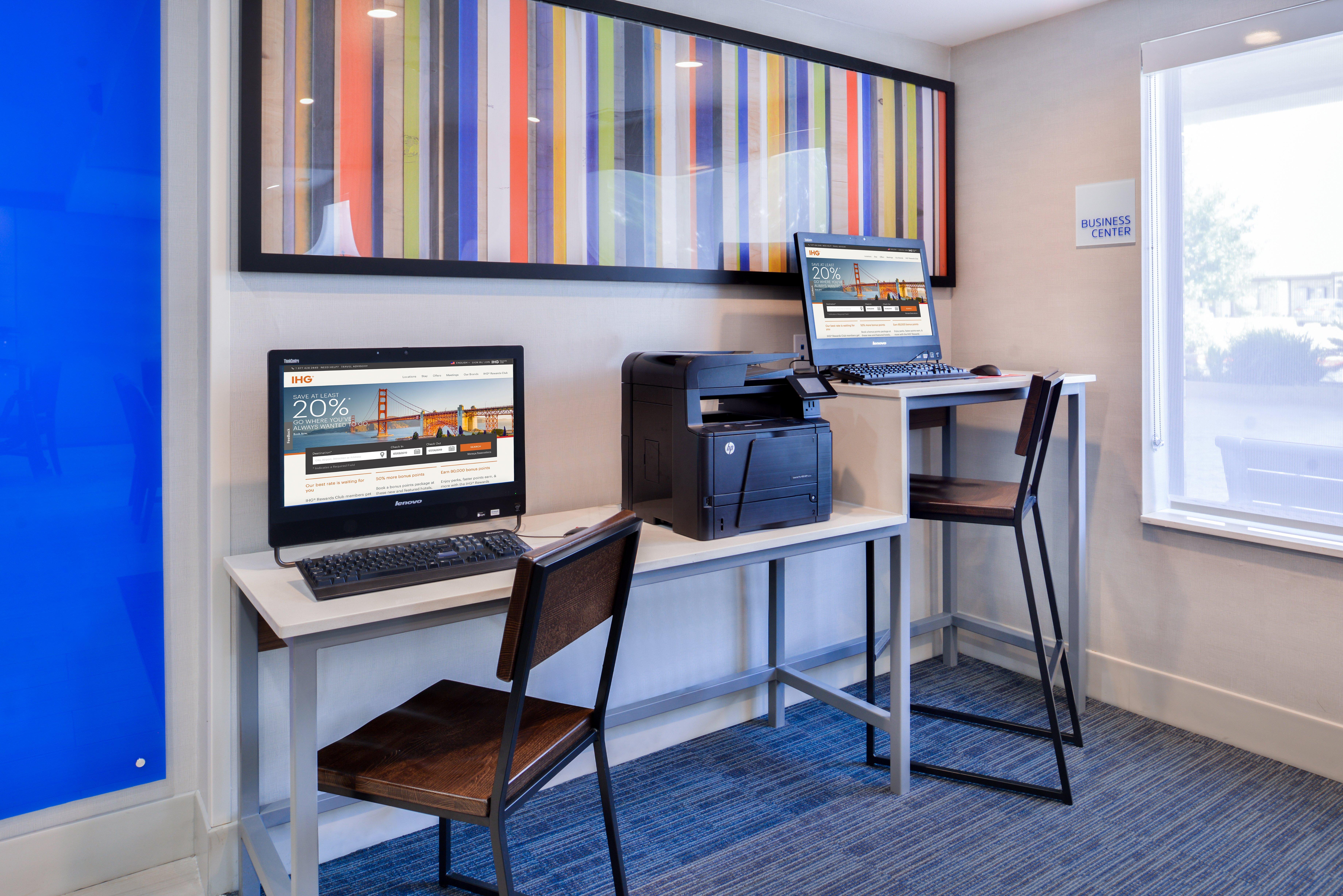 Holiday Inn Express & Suites Selma By Ihg Екстериор снимка