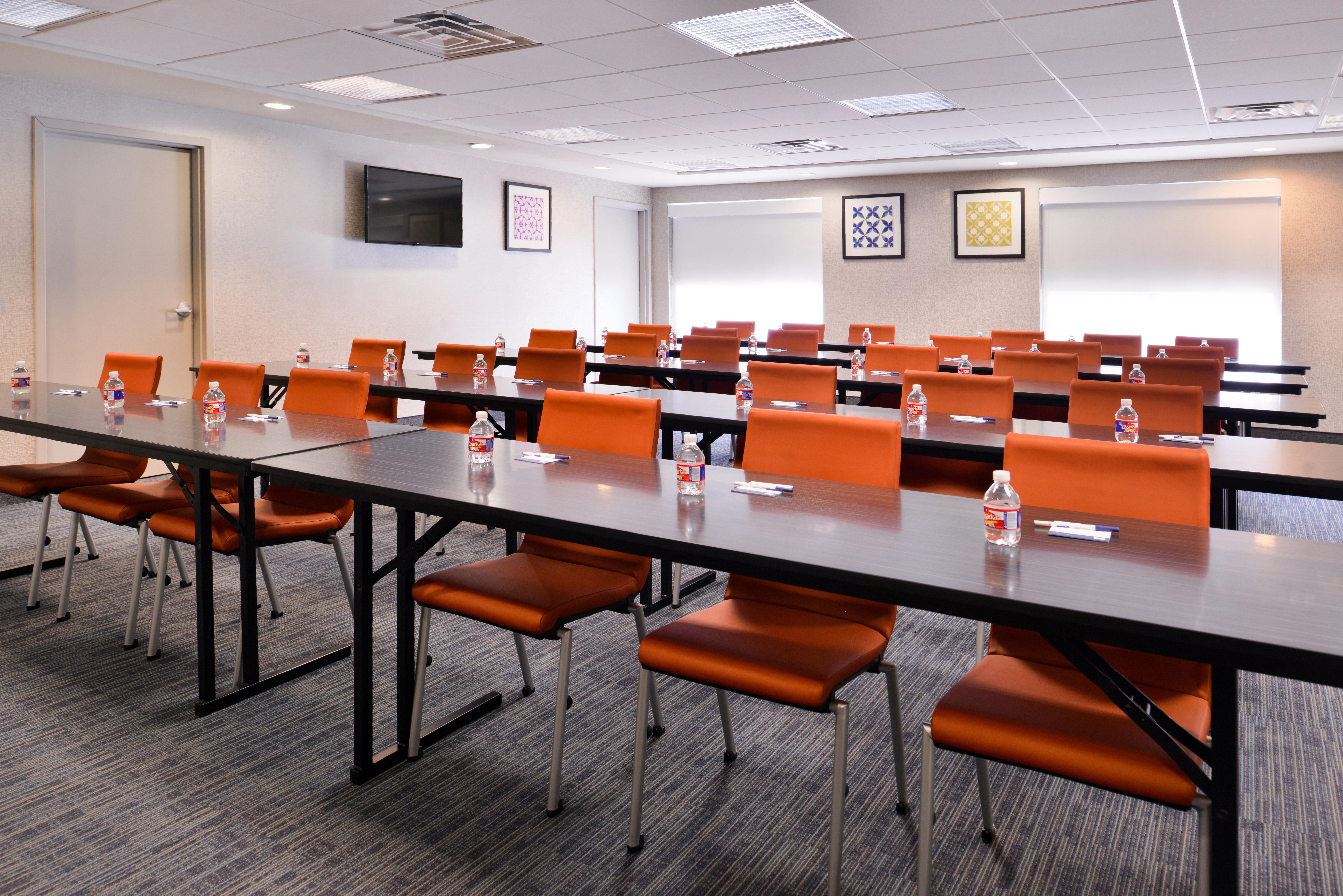 Holiday Inn Express & Suites Selma By Ihg Екстериор снимка