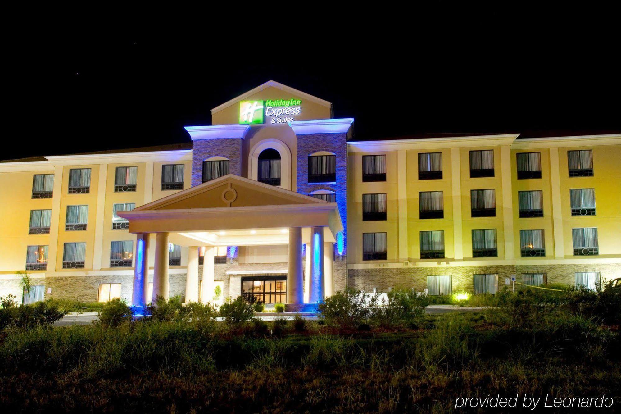 Holiday Inn Express & Suites Selma By Ihg Екстериор снимка